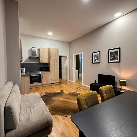 Living Apartment *